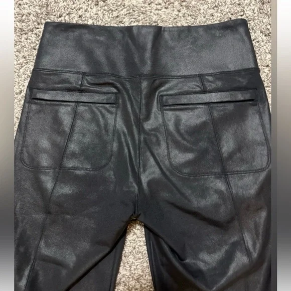 ATHLETA Delancey Gleam Tight Black leggings size medium - Picture 5 of 6